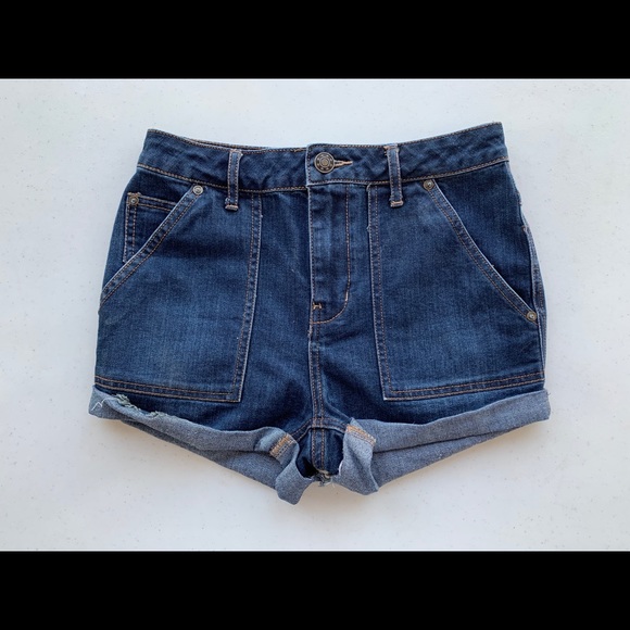 Free People Retro Dark Denim Cuffed Jean Shorts - Picture 1 of 8